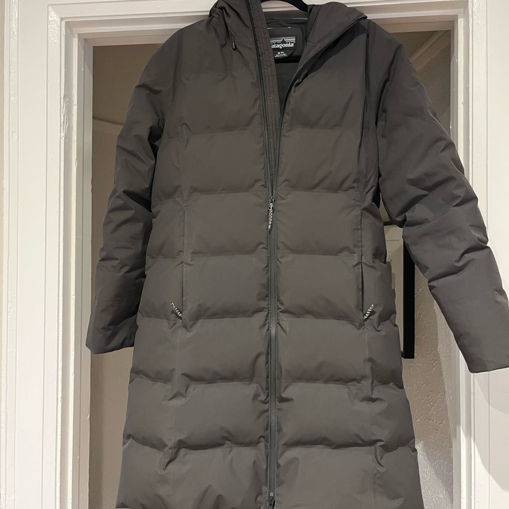 Patagonia black parka